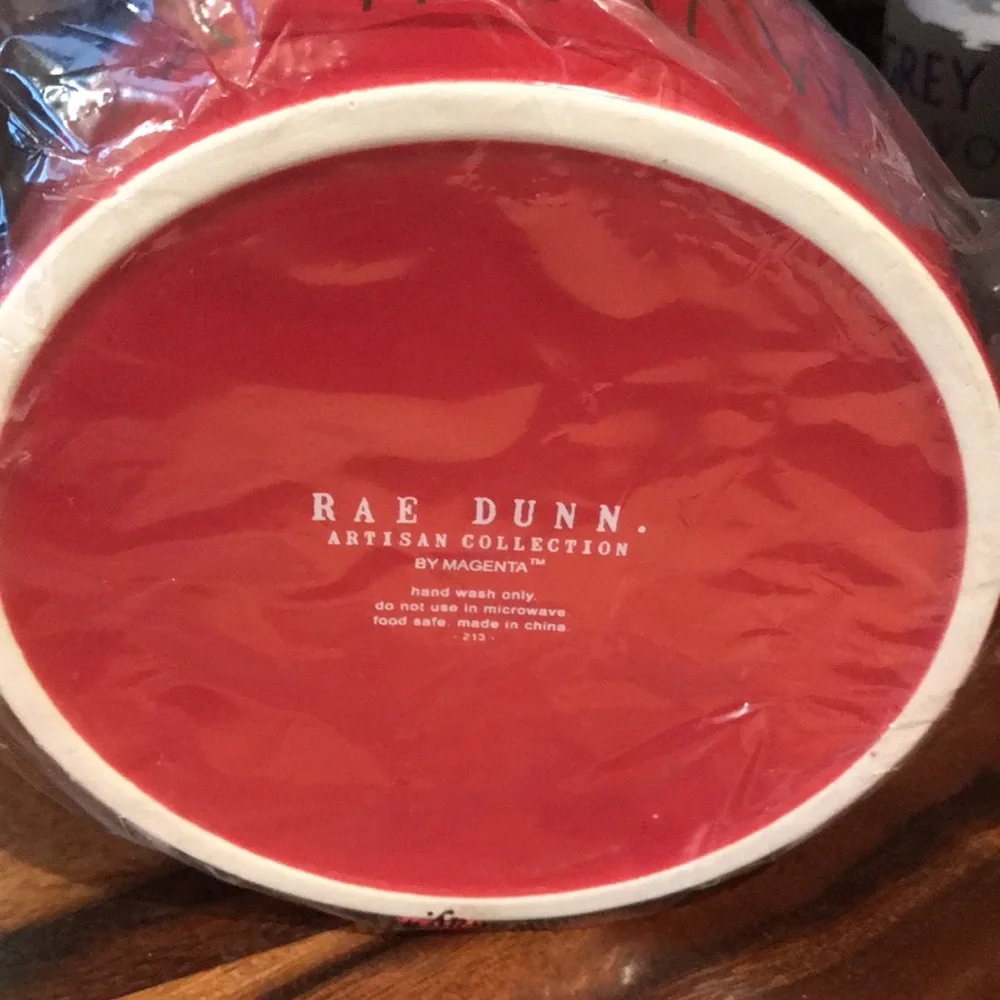 Rae Dunn Deck the Paws 🐾 Pet Collection Gift Set. NWOT